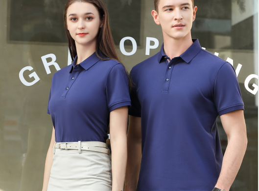 公司團(tuán)體定制POLO衫細(xì)節(jié)，POLO衫定制和翻領(lǐng)T恤定制有什么區(qū)別？
